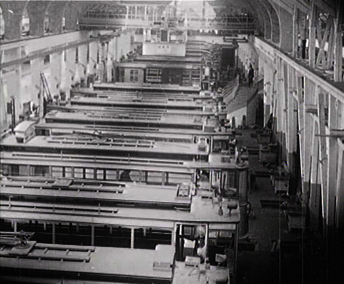 Blick in die Werkshallen der hauptwerkstätte 1928