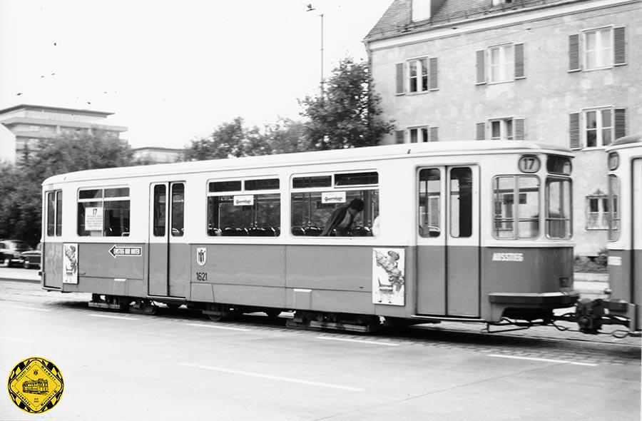 Die erste Großserie von Lenkdreiachs-Großraumwagen war dann die von 1953 bis 1955 beschaffte Serie m 3.64