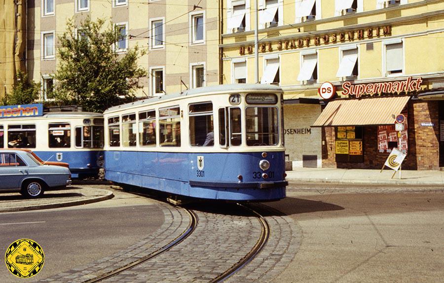 Mit dem schaffnerlosen Umbau erhielten die m3-Wagen neue, computerlesbare Wagennummern. Während bei den übrigen Serien die Reihenfolge der neuen Wagennummern derjenigen der ursprünglichen Wagennummern entspricht, numerierte man  „kreuz und quer“ um.