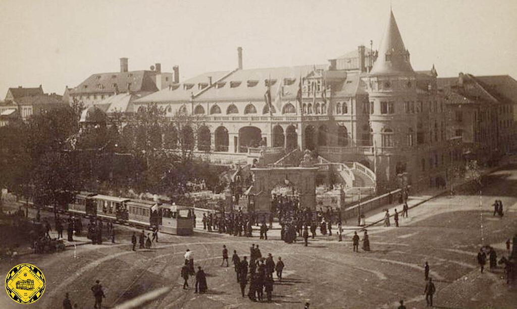 Pferde- und Dampftrambahnwagen wurden in den 1920er- und 1930er-Jahren nach und nach ausgemustert, die letzten 1938. Einige wenige Dampftrambeiwagen taten noch in den 1950er-Jahren als Arbeitsbeiwagen Dienst. Es blieb kein Fahrzeug erhalten.
