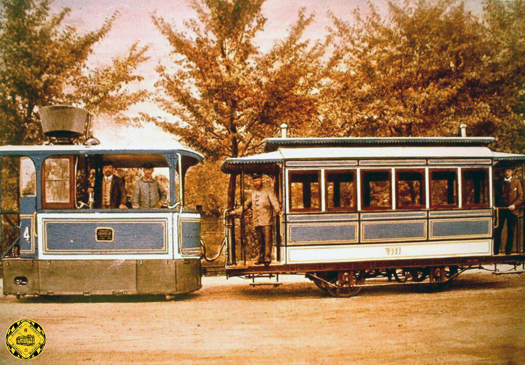 Für die Dampfstraßenbahn nach Nymphenburg wurden zwischen 1883 und 1891 sieben Straßenbahnlokomotiven von Krauß & Co angeschafft. An diese konnten bis zu fünf Wagen angehängt werden. Hierzu wurden 13 geschlossene und 20 offene Beiwagen beschafft.