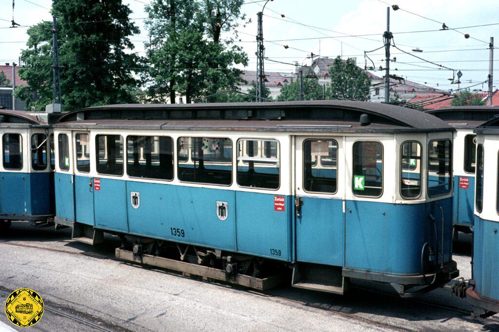 n München blieben zwei Beiwagen dieses Typs der Nachwelt erhalten. Dies sind der Beiwagen 1351 der Serie f 1.54 und der Beiwagen Nr. 1401 der Baureihe f 2.54.