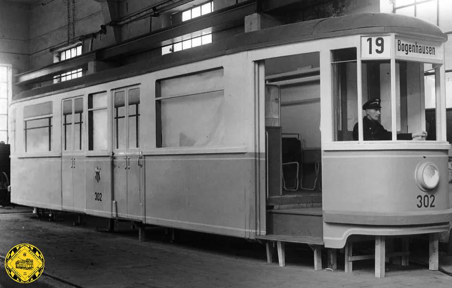 Vom projektierten Großraumtriebwagen des Typs „München“ wurde bereits im Jahre 1948 eine Holzattrappe im Maßstab 1:1 angefertigt. Heute spräche man wohl von einem „Mock-Up“. 