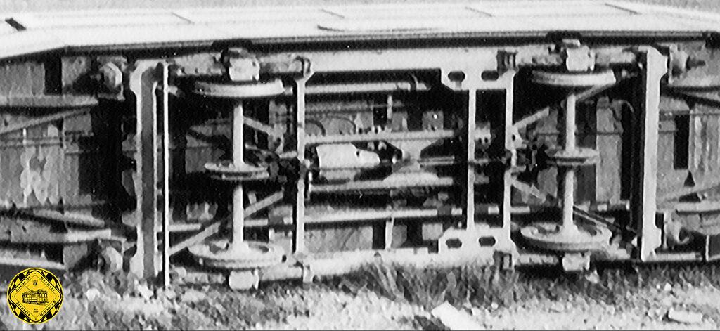 Das kann auch mal passieren: bei einem Unfall unweit der Siglstraße kippte ein i 4.34 Beiwagen um. Es passierte damals weiter nichts, allerdings konnten sich die Experten gut den Wagen mal von unten ansehen