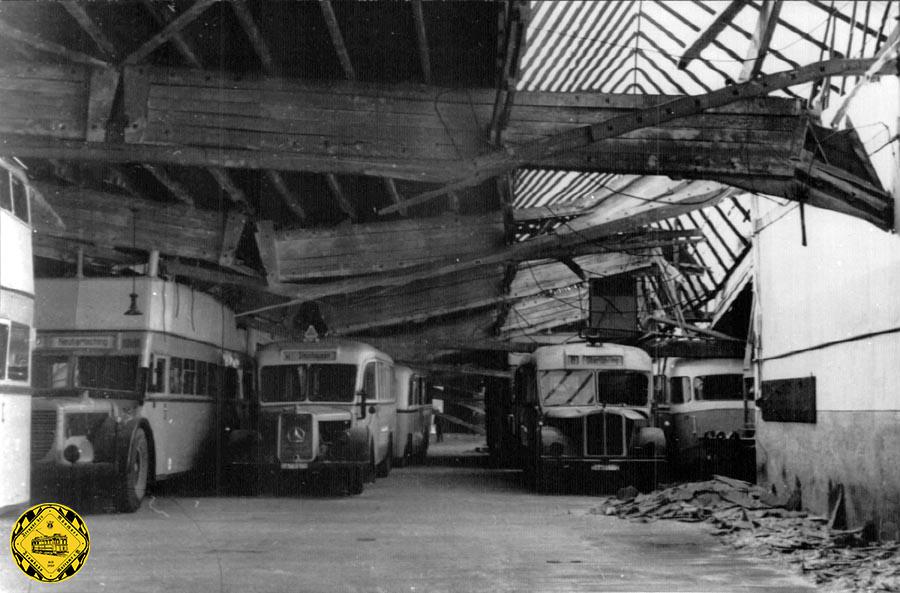 Durch den Luftangriff am 20. 9. 1943 ging die Omnibushalle und die angrenzende Straßenbahnhalle 2 verloren. Durch einen weiteren Angriff' am 13. 7. 1944 wurde der Bahnhof nochmals schwer getroffen.