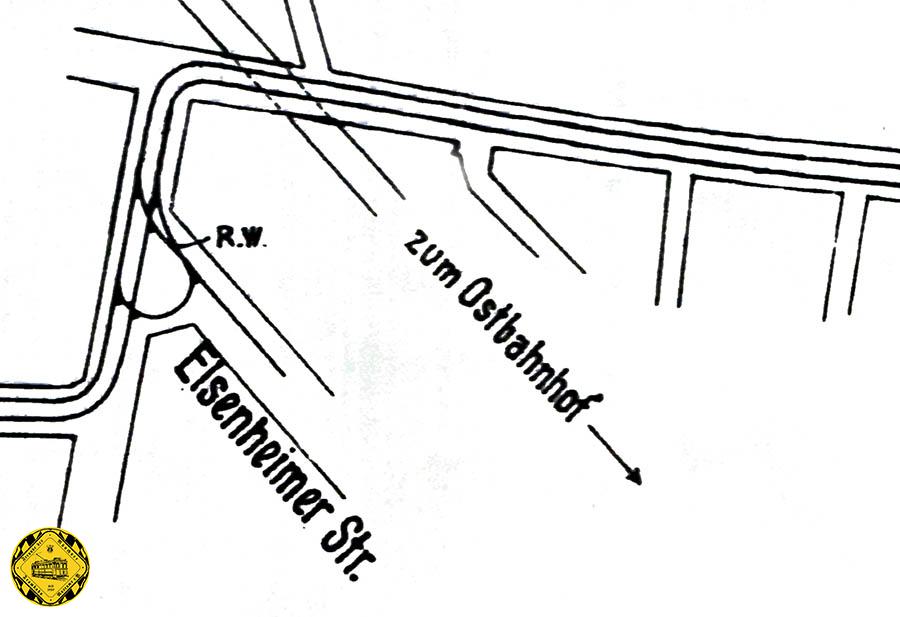 Die Schleife wurde am 12.8.1912 angelegt und diente zunächst den Kurswagen der Linie 9 als Wendemöglichkeit. Zuvor endete die Linie an der Barthstraße über Gleiswechsel, wodurch die nach Pasing durchfahrende Linie 29 immer wieder aufgehalten wurde.
