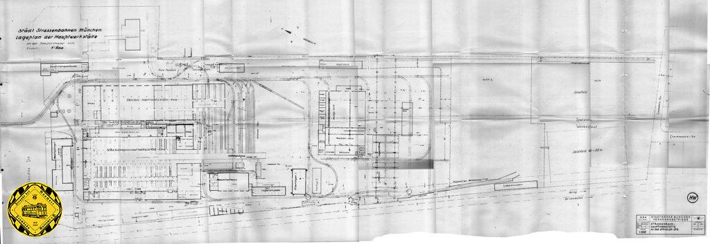 Noch am 27. Dezember 1955 begann man mit dem Neubau einer Lackiererei- und Montagehalle und einer Werkstätten und Schiebebühnenhalle, die im April 1957 fertiggestellt waren. Die 5,85 m hohen Hallen wurden im Süden an die alten Hallen angebaut und sind, um im Innenraum möglichst wenig Stützen zu benötigen, in Spannbetonbauweise ausgeführt und oben mit sog. Viertelrundshed abgeschlossen. Die neue Lackierereihalle enthält eine moderne Spritz- und
Trockenkabine und eine kleine Schiebebühne, in der Werkstättenhalle sind die
Schweißerei, die Radsatzdreherei und die Schmiede untergebracht. Die Schiebebühne wurde über die neue Schiebebühnenhalle hinaus beträchtlich nach Süden verlängert, da hier noch weitere Neubauten geplant sind.