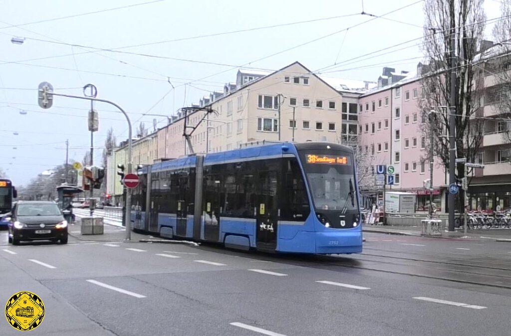 Vom 08.03.2021 bis zum 24.05.2021 und wieder vom 07.06.2021 bis zum 20.06.2021 kam auch die Baustellenlinie 38 am Giesinger Bahnhof vorbei.