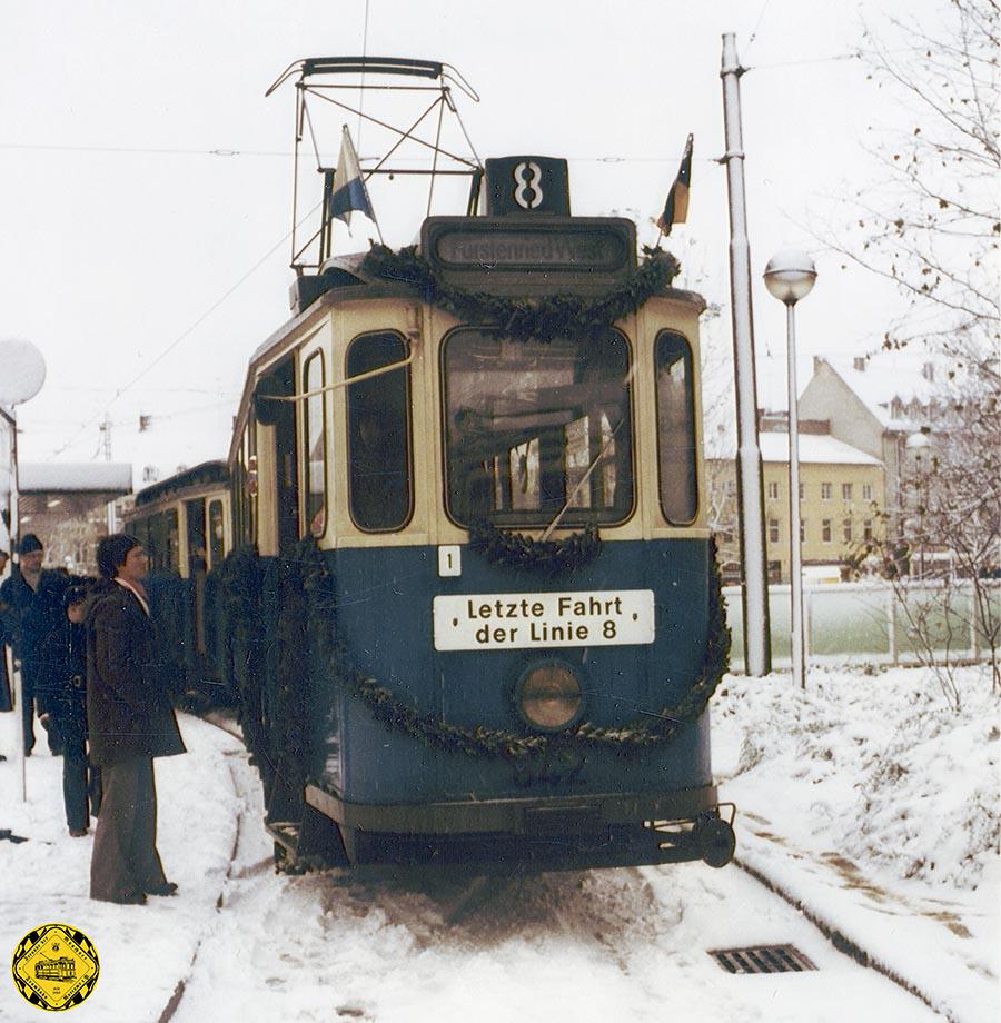 Der Klassiker schlechthin in meiner Lebenszeit war die Linie 8 ab 31.10.1964  nach Fürstenried. Dabei fuhr sie nur bis zum 22.11.1975 diese Wendeschleife an.