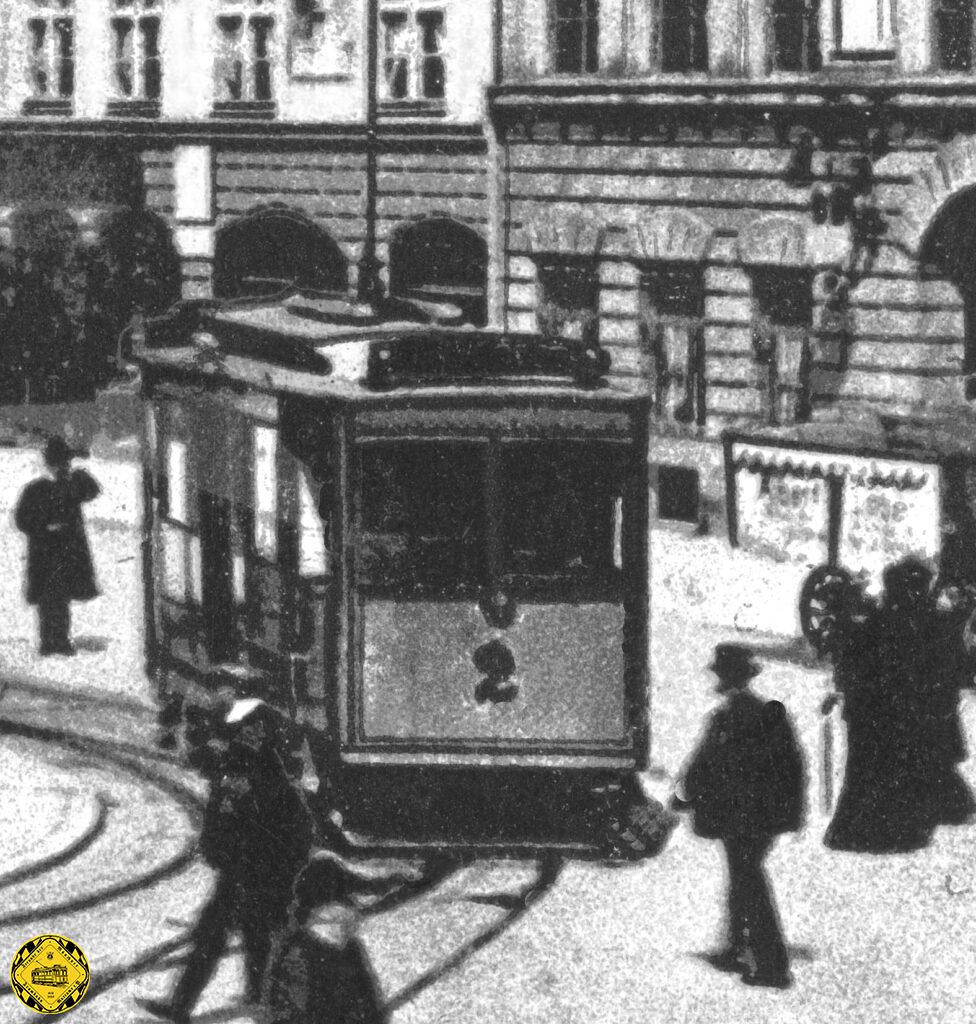 Im Jahr 1905 kommen neue ungewohnte Gäste auf den Bahnhofsplatz und die Strecke auf der Bayerstraße: die Hauptpost an der Residenz und die Bayerpost bekommen Gleisanschlüsse für eine erste Posttrambahn mit Einzeltriebwagen. Der Posttrambahnverkehr wird dann gut 20 Jahre später deutlich ausgebaut.