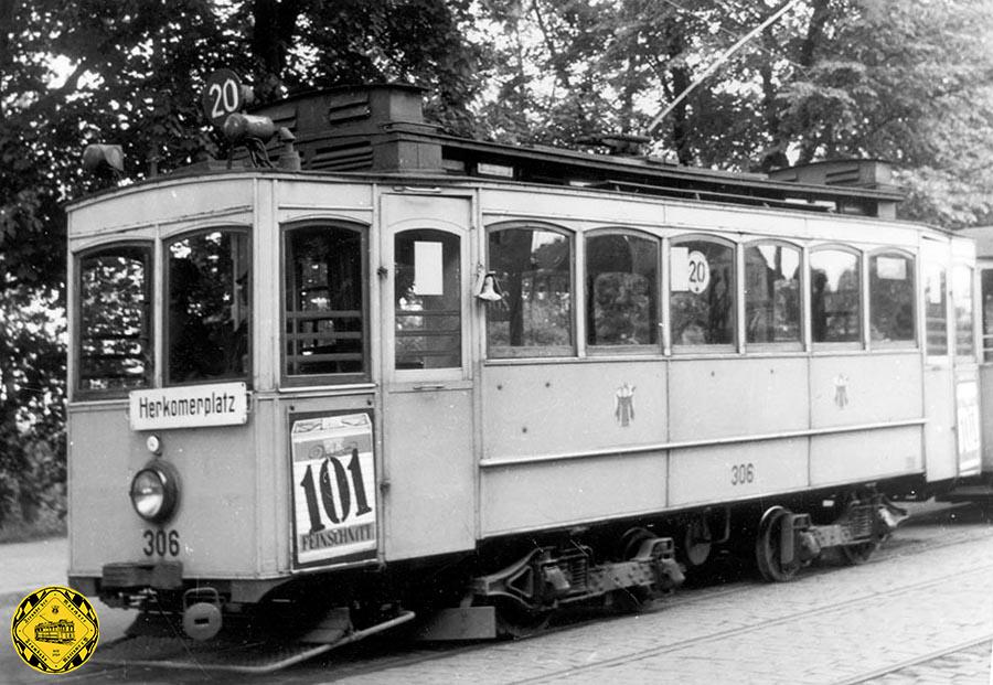 TW 306, ein alter Typ A Wagen, nach dem Krieg auf der Linie 20 an der Haltestelle Herkomerplatz. 
