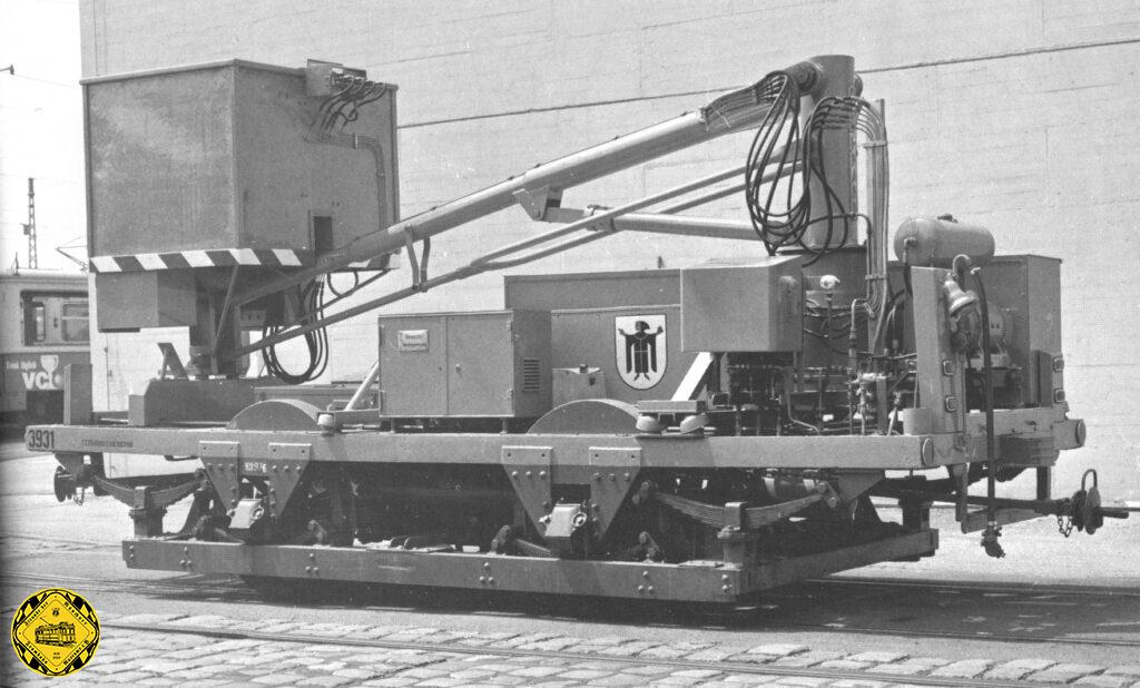 Turmwagen mit Ruthmannsteiger
Typ: t 3.26
Betriebsnummer: 2900
Letzte Betriebsnummer: 3931
Anzahl: 1
Hersteller: Böker, MAN, Rathgeber
Umbau 1958 durch Verkehrsbetriebe aus einem 9.26-Transportwagen