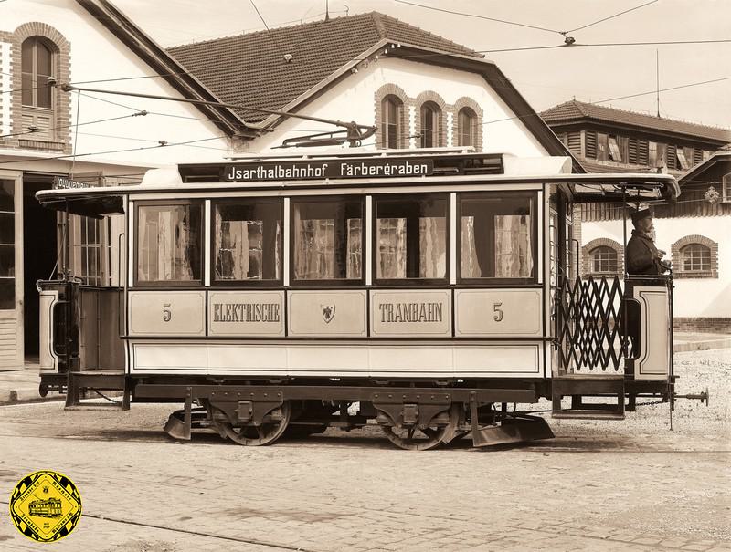 Am 23.6.1895 war es dann soweit: Auf der Strecke zwischen Färbergraben und Isartalbahnhof wurde der erste elektrische Betriebs in München aufgenommen. Offiziell eröffnet wurde die Strecke am 1.7.1895.