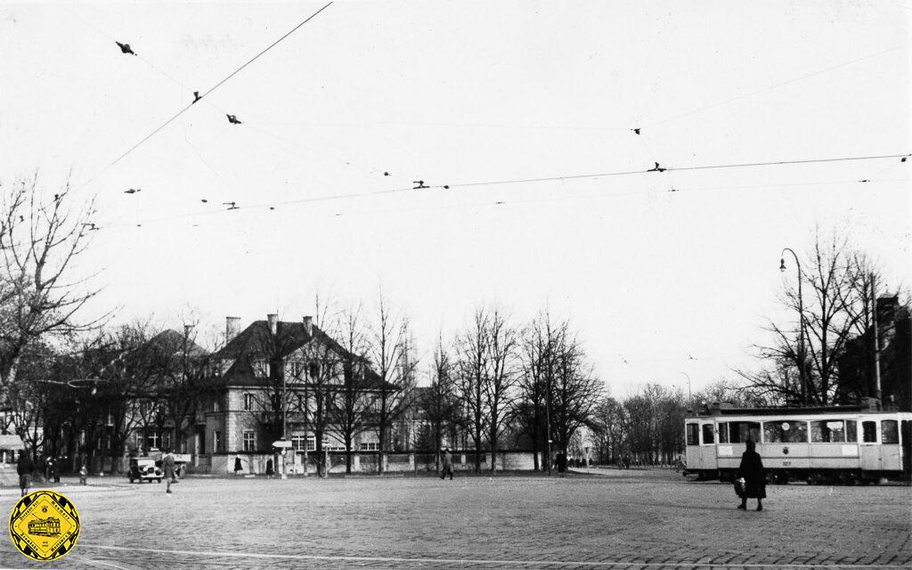 Die Schleife am Herkomerplatz