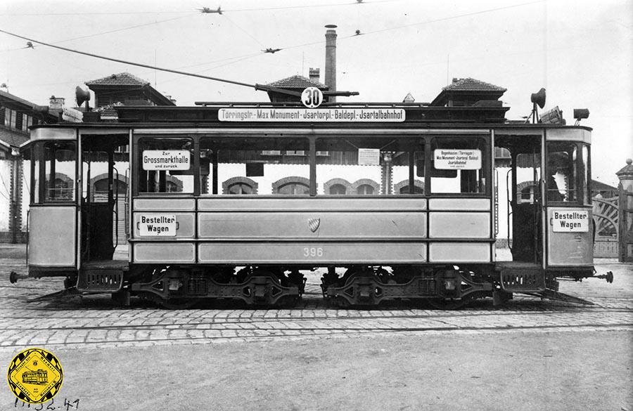 Die Linie 30 auf ihrer Route auf der Isarparallele bis 1944 kreuzte den Isartorplatz vom 16.04.1910 bis 21.03.1949, da dann weiter auf der Müllerstraße.