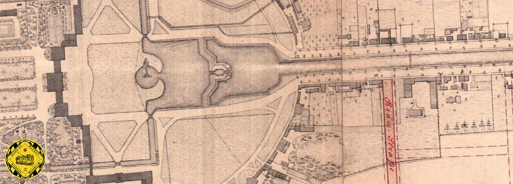 Ursprünglich waren für den Schlosskanal zwischen den Auffahrtsalleen zum Schloss Nymphenburg weit vor den Toren Münchens keine Brücken vorgesehen. Später wurde ein Fußgängersteg angelegt.