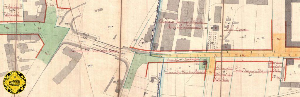 Der erste Plan der Trambahngesellschaft von 1907 sah noch eine Trambahnstrecke vom Max-Weber-Platz durch die Kirchenstraße gleich bis Trudering vor. Dazu wurden die Baulinien neu festgelegt. Zu diesem Zeitpunkt war die Berg-am-Laim-Straße schon als Unterführung unter dem Gleis-Vorfeld des Bahnhofs München-Ost durchgeführt. Es dauerte aber noch einige Zeit, bis hier eine Trambahn fuhr.