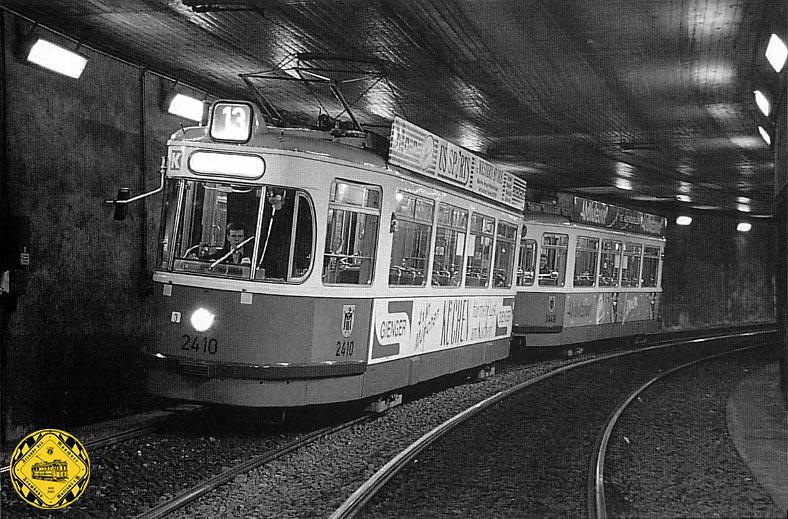 Am 21.11.1993 fährt die letzte Trambahn durch diesen Tunnel, der später beim Bau des Petueltunnels des Mittleren Rings komplett verschwindet und nur noch in Bildern und Filmen lebt.