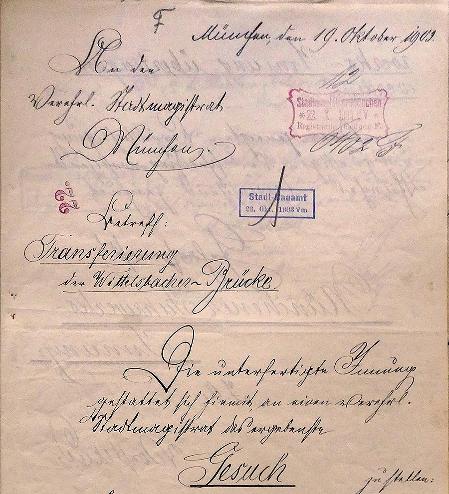 Im Münchner Stadtbauamt Zimmer Nummer 13 konnte man ab dem 17.Juli 1903 Submissionsangebote auf einem dort hinterlegten Formblatt unter gewissen Bedingungen abholen, ausfüllen und abgeben. Dabei wurde auch der Umfang der Arbeiten genau beschrieben, unter anderem das Gewicht der Brücke.