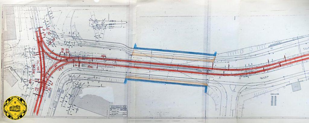 Die Linie 14 kommt durch die alte Unterführung von der St.Veit-Straße zum Ostbahnhof und fuhr später auch weiter zum Max-Weber-Platz.
Im Herbst 1985 musste diese alte Unterführung ersetzt werden. Da sie etliche Gleise des Ostbahnhofs unterquert wurde knapp 3 Jahre an der neuen Unterführung etappenweise gebaut, um den Schienenverkehr der Bundesbahn und der Trambahn nicht zu unterbrechen.