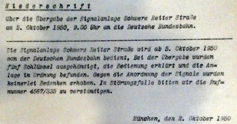 Die Signalanlage an der Kreuzung der Trambahn mit der Versorgungsbahn ins Militärquartier wurde ab 5.Oktober1950 von der Deutschen Bundesbahn betrieben. 