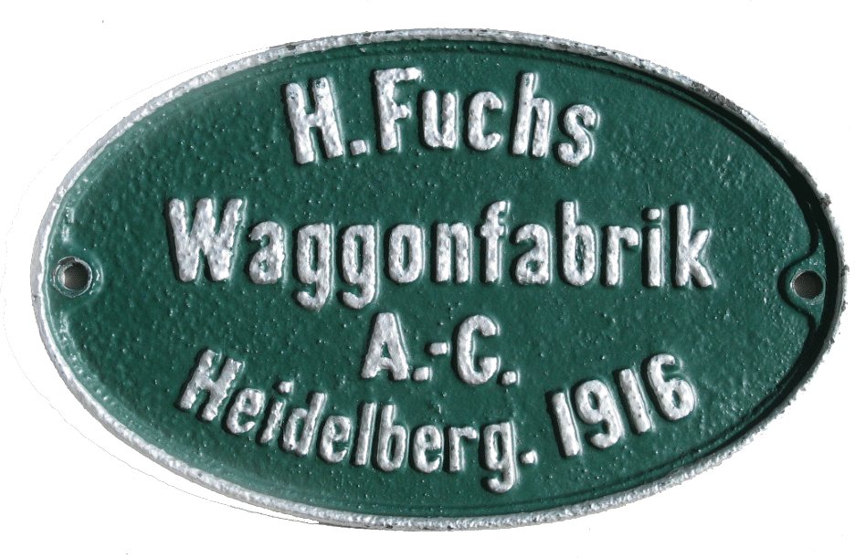 1921 wurde Fuchs Mitglied der Eisenbahnwagen Liefergemeinschaft G.m.b.H. (EISLIEG) in Düsseldorf zusammen mit den Waggonbau-Unternehmen Dessauer Waggonfabrik AG, Düsseldorfer Eisenbahnbedarf, vorm. Carl Weyer & Co., Siegener Eisenbahnbedarf AG, Waggon-Fabrik A.G. Uerdingen sowie Wegmann & Co., Kassel. Später traten auch die WUMAG (Waggon- und Maschinenbau A.G., Görlitz) und die Gottfried Lindner AG (Ammendorf) dem Verbund bei. Dieser Waggonbau-Konzern war mit einer Produktionskapazität von jährlich 18–20.000 Fahrzeugen die größte und leistungsfähigste Gruppe innerhalb der deutschen Waggonbau-Industrie.
