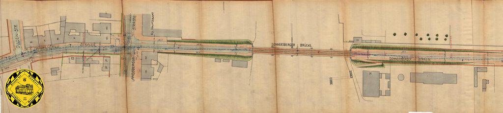 Der erste Plan der Donnersbergerbrücke mit eingelegten Trambahnschienen ist vom 30.Oktober 1909: schon ist der Bauplatz für das neue Zollamt eingezeichnet und die 5 Bögen der Donnersbergerbrücke.