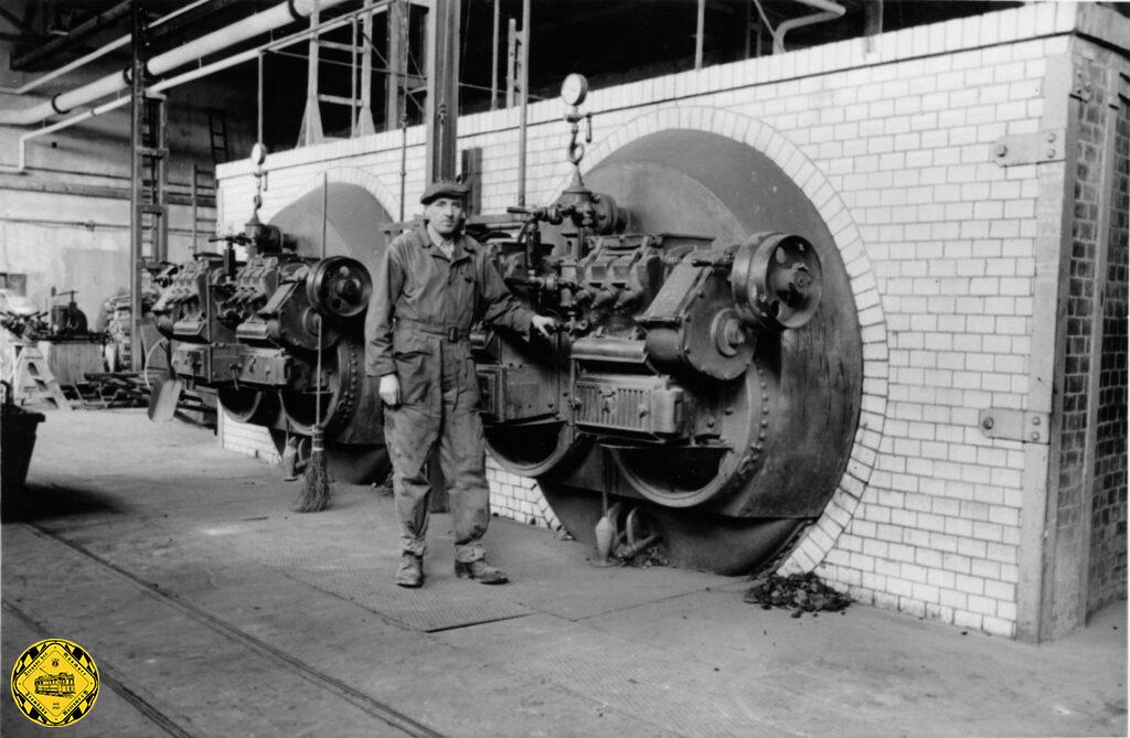 Im Januar 1949 konnten wieder alle Öfen im Kesselhaus angefahren werden, während es auf dem Gelände der Hauptwerkstätte noch ziemlich schlimm aussieht.
