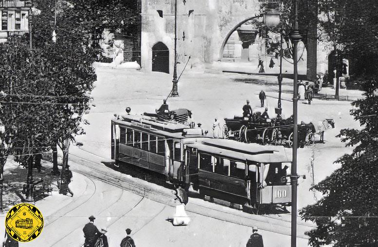 Aus den geschlossenen Dampfbahnbeiwagen wurden 1900/01 die Beiwagen b 2.44 für den elektrischen Betrieb umgebaut. Sechs Wagen wurden 1932 und der Rest 1938 ausgemustert.