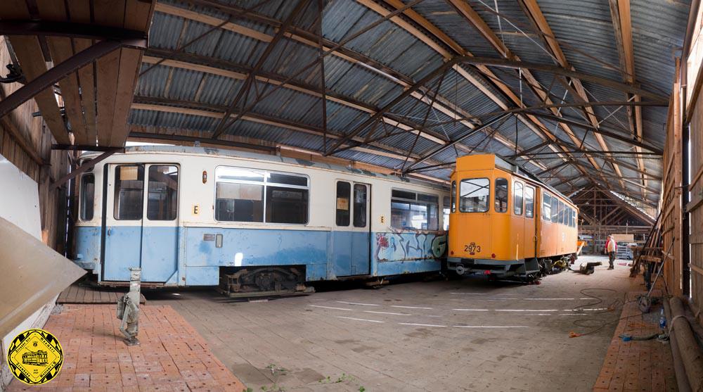 Dort wartet er nun auf die "göttliche Eingebung" in München, vielleicht etwas mehr für seine historischen Fahrzeuge zu machen. Es ist der letzte erhaltene m 3 Beiwagen und ist wirklich gut bei seinen Kollegen untergebracht,