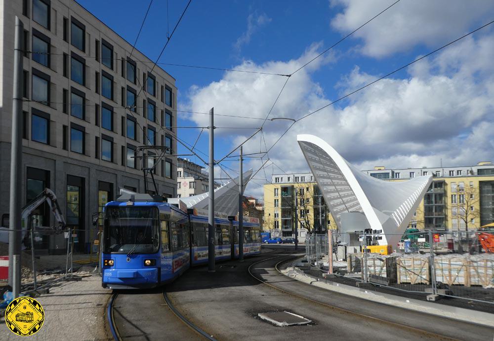 Im April 2018 sah es hier schon wieder ganz anders aus: die neue Trambahnhaltestelle entsteht.