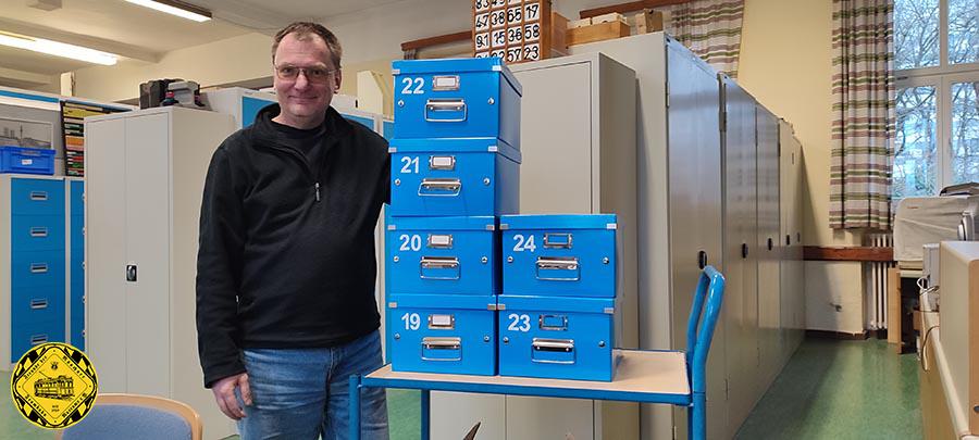 Reiner Ilg 16.2.2022 Archiv Blue Box Low