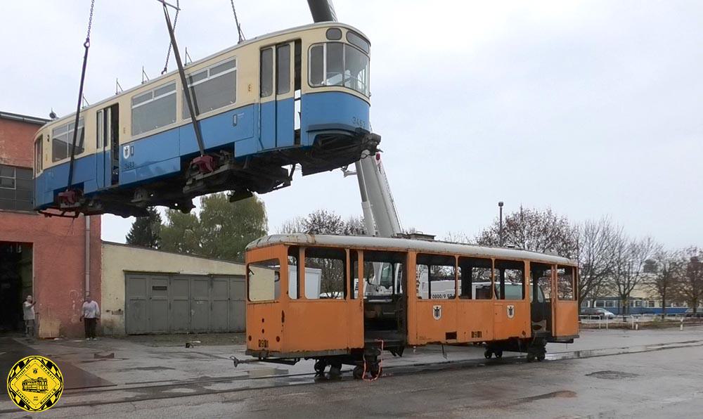 Der BW 3463 wurde im Oktober 2022 aus der Gleisbauhalle gehoben und im Außenbereich aufgestellt. Umgehend hat unsere Werkstattgruppe den Wagen sicher wetterfest eingelagert.