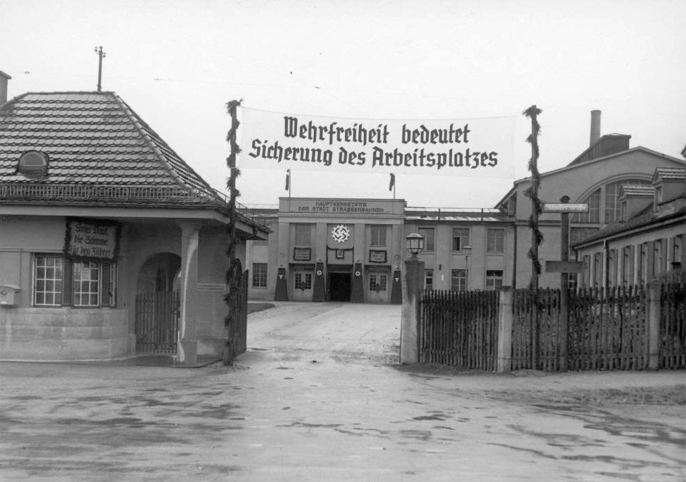 Das letzte Bild des HW-Eingangtores vor dem 2. Weltkrieg.
