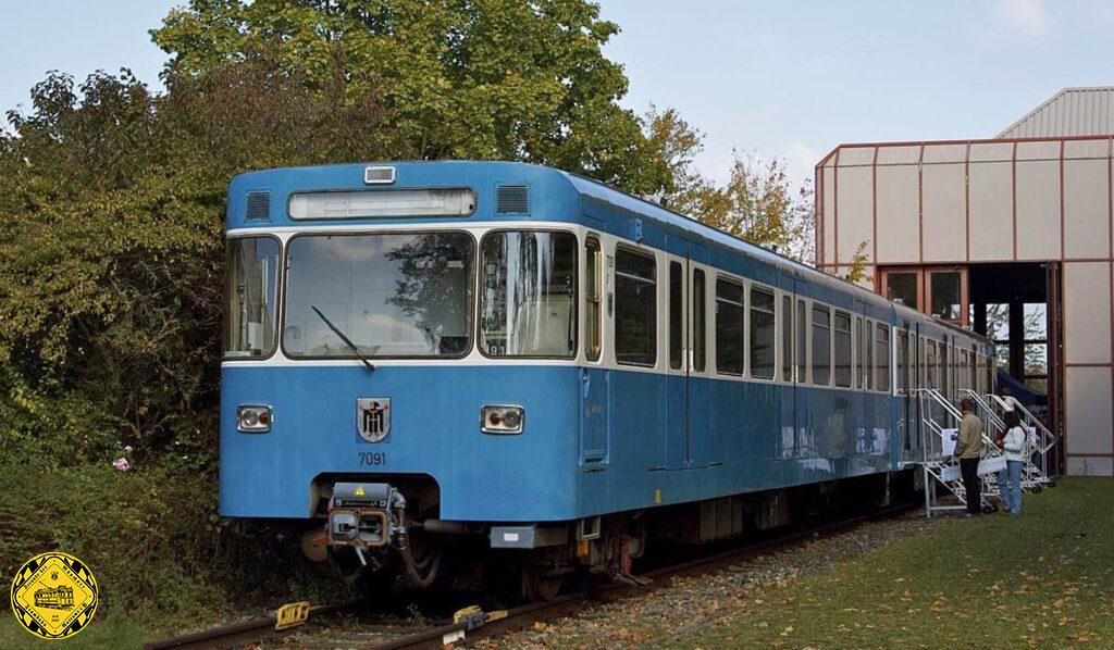 Der Nordteil des Prototyp-Wagens 092 befindet sich im Verkehrszentrum des Deutschen Museums in München, wo er zusammen mit 420 002 der Münchner S-Bahn und eines Triebwagens der Berliner S-Bahn in der Ausstellung "Stadtverkehr" zu sehen ist. Der erste Prototyp-Wagen 091 ist seit Anfang 2006 nicht mehr im normalen Fahrbetrieb, er wird voraussichtlich für das MVG-Museum in der Ständlerstraße genutzt werden.