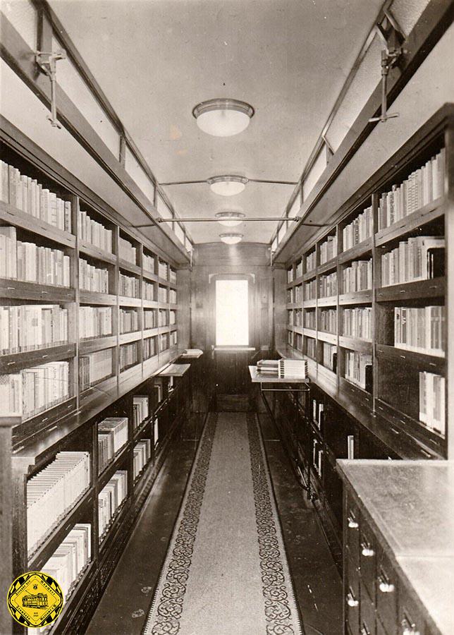 Tw24 Wanderbücherei Innen Low